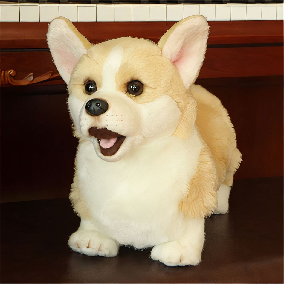 ベージュ色の柔らかいぬいぐるみの犬。お子様の寝室にぴったりの、心地よい仲間です。The Plush Company