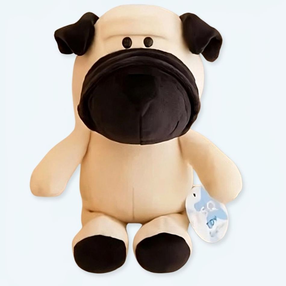 ふわふわの毛並みで抱きしめたくなる、柔らかな犬用ぬいぐるみ。The Plush Company