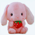 柔らかくて抱きしめたくなる、カラフルなイチゴウサギのぬいぐるみ（子供用、20cm）、The Plush Company