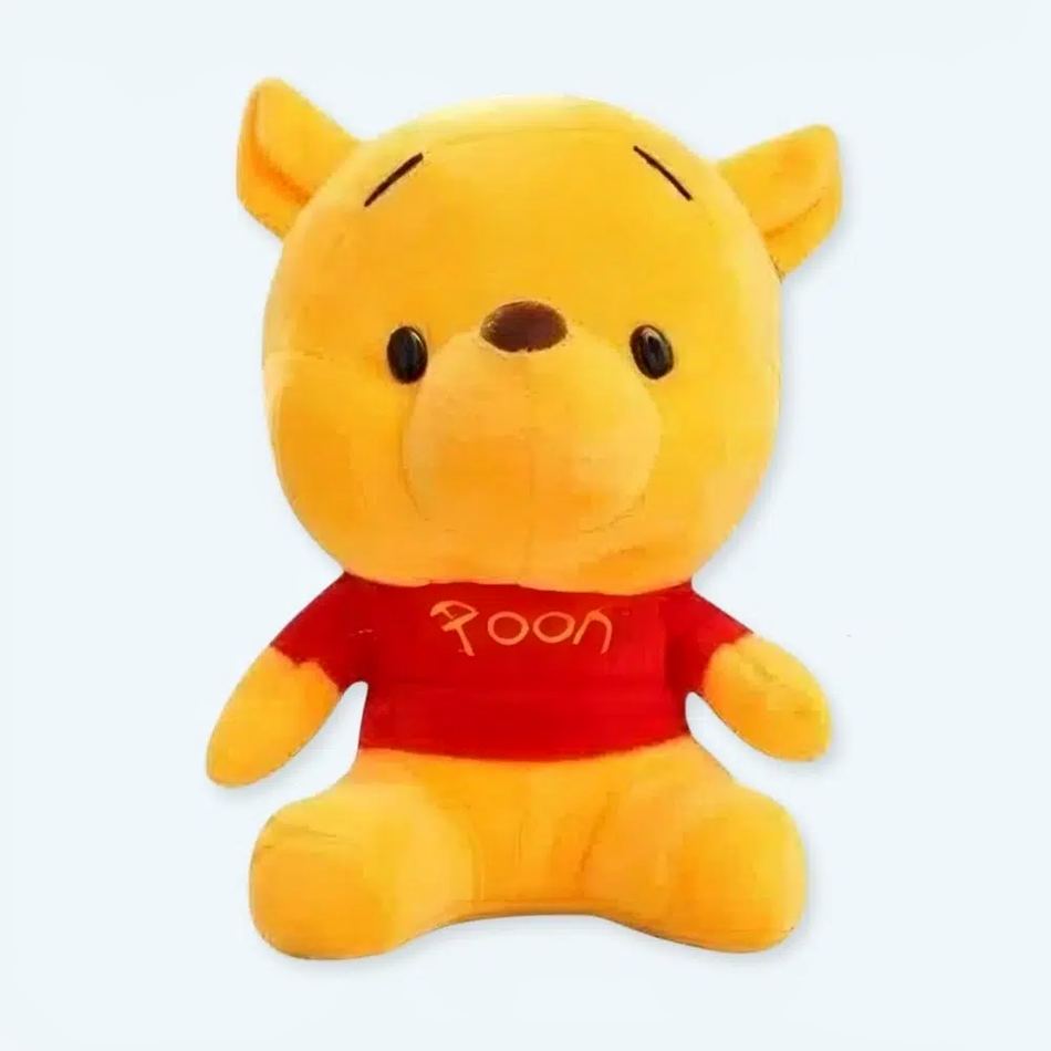 お子様の部屋にぴったりの、柔らかくて抱き心地の良い「くまのプーさん」のぬいぐるみ - The Plush Company