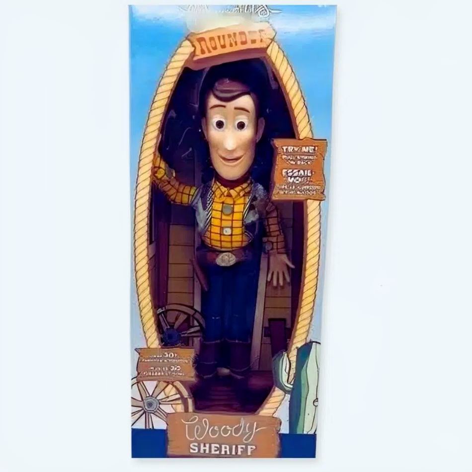 ウッディ・ザ・カウボーイのぬいぐるみ - 柔らかくて抱きしめたくなるお子様向け - 冒険と抱きしめたくなる - 箱付き - The Plush Company